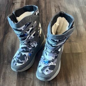 Cozy Camouflage Kids Snow Boots